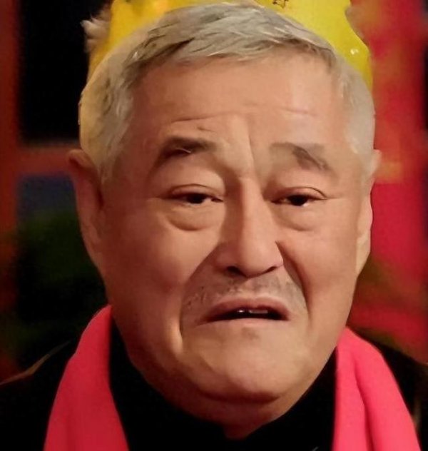 配操盘 赵本山春晚晕倒吓坏众人，搭档接连离开，退出真相却出人意料